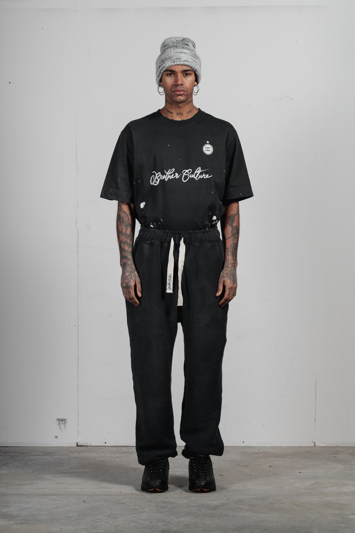 LUCKY - BLACK/GRAY