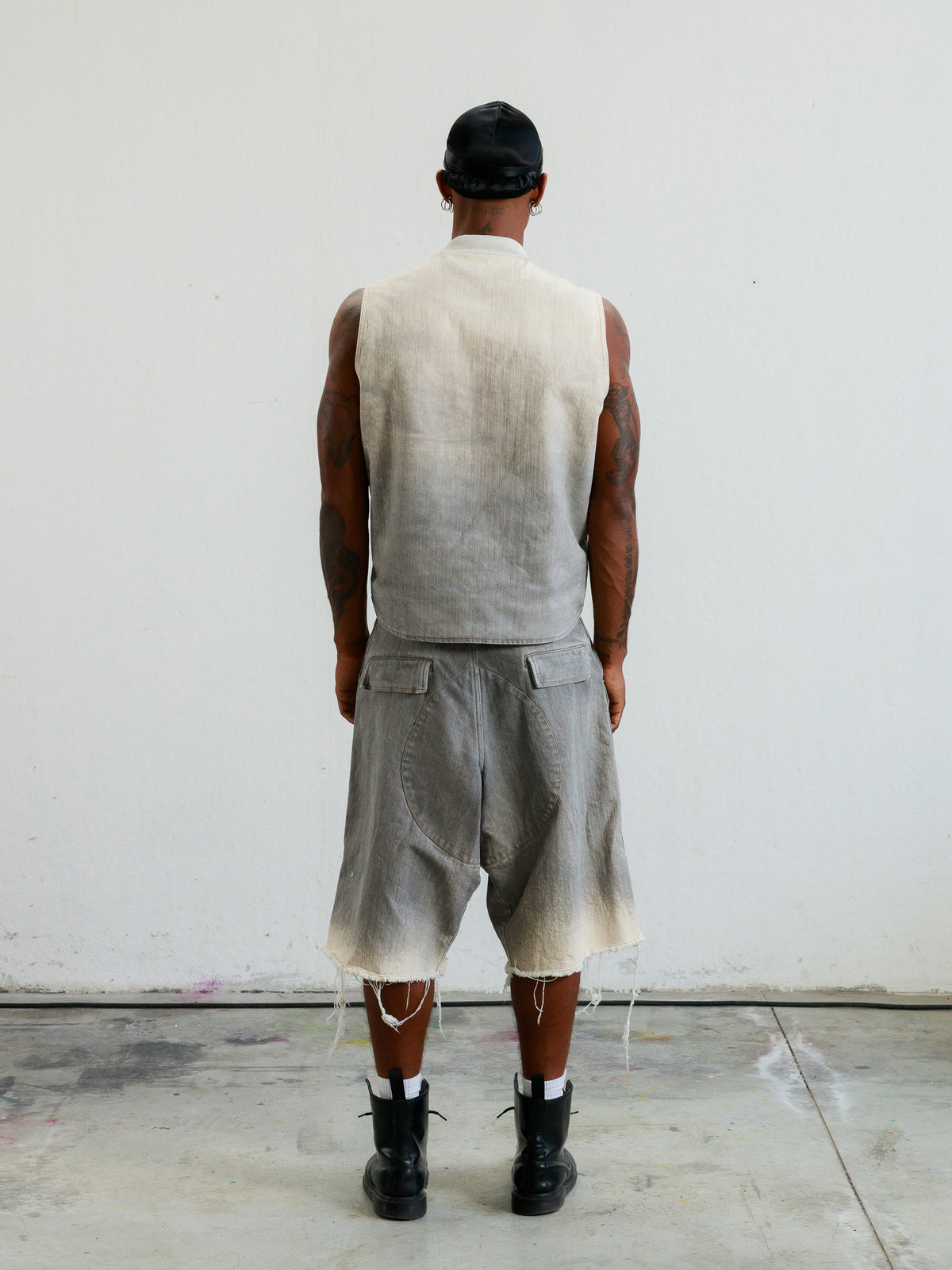 NEAL - FADE GRAY GILET