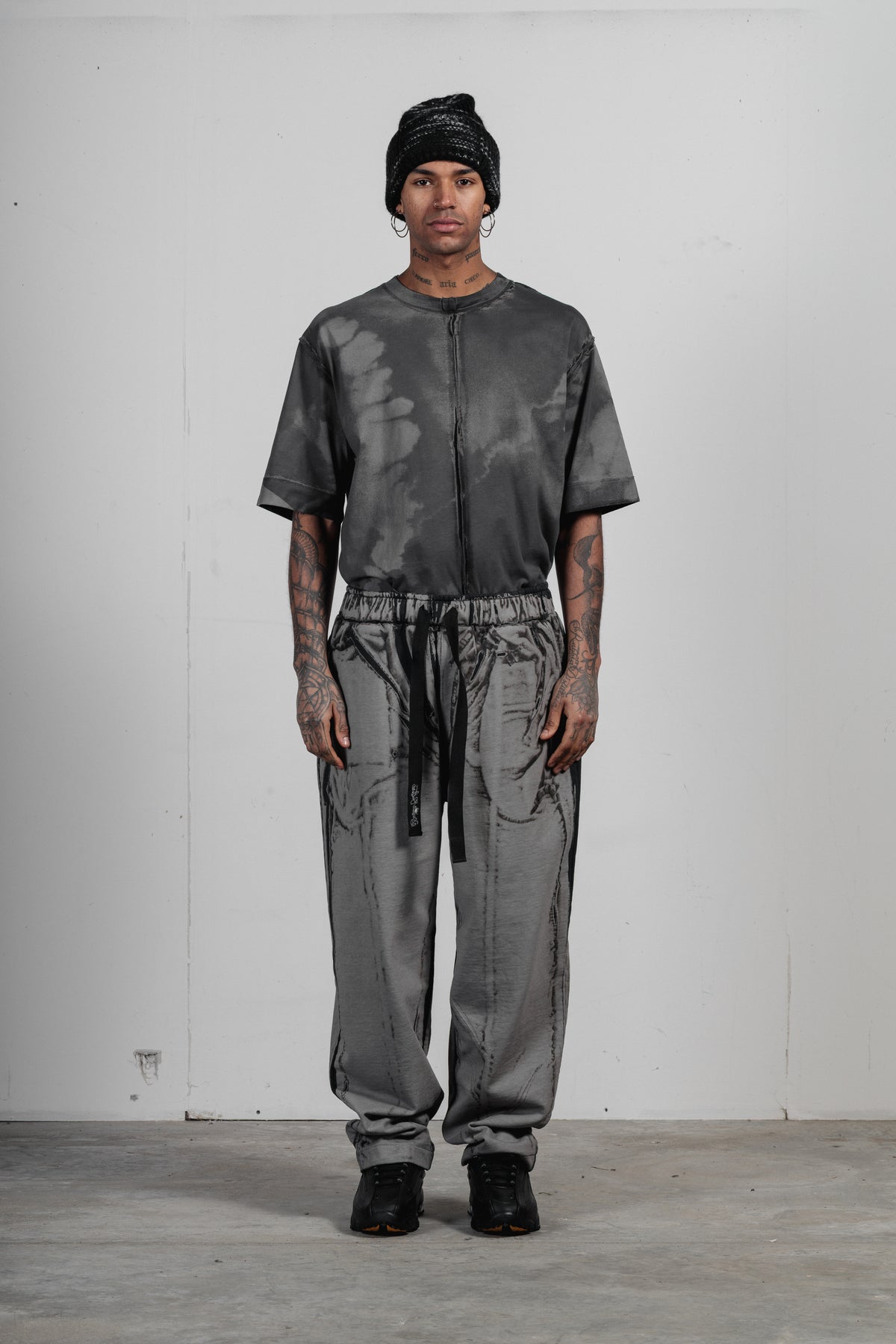 LOUIS - BLACK/GRAY