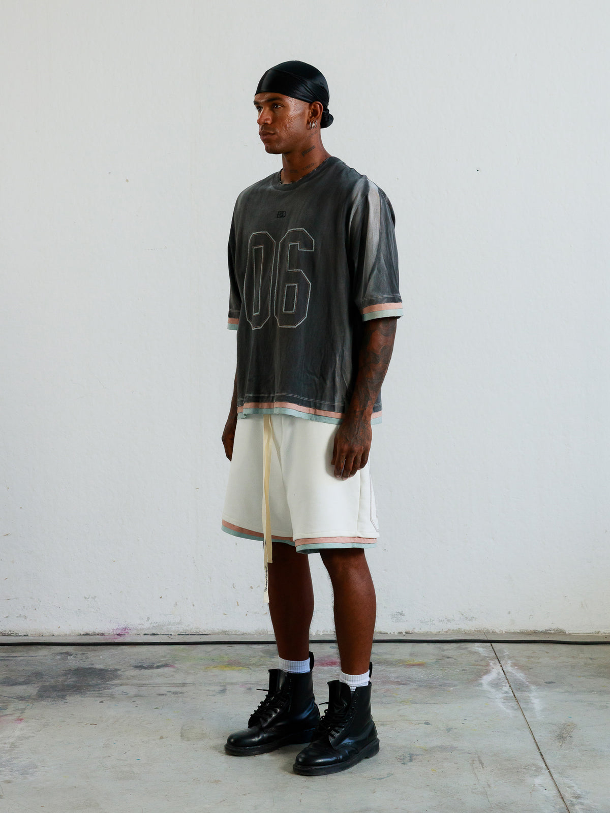 DALLAS - BLACK TEE